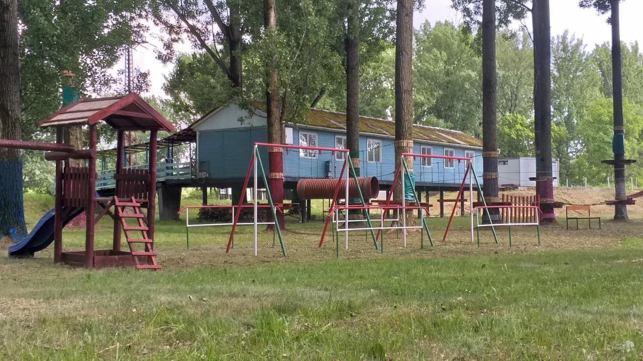 Tisza Camping & Kalandpark Tokaj Hotel Rakamaz Esterno foto